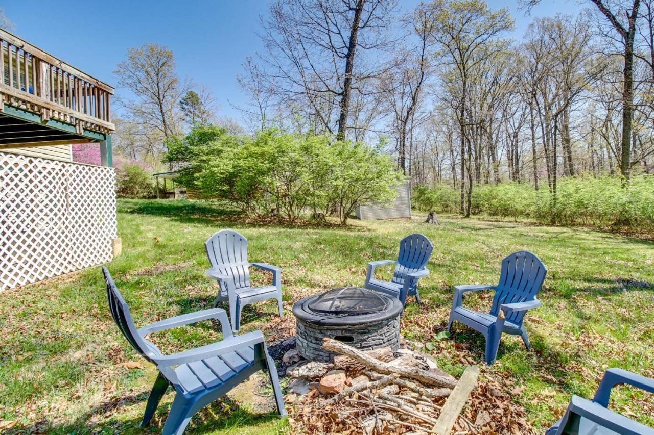 Homey Luray Cabin With Fire Pit And Deck! Exterior foto