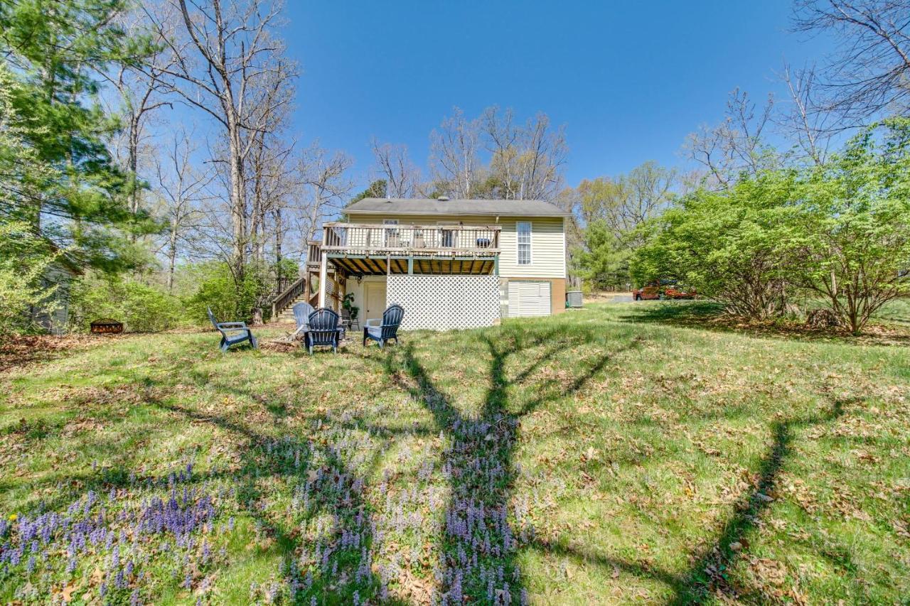 Homey Luray Cabin With Fire Pit And Deck! Exterior foto