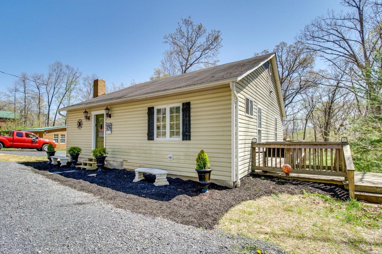 Homey Luray Cabin With Fire Pit And Deck! Exterior foto